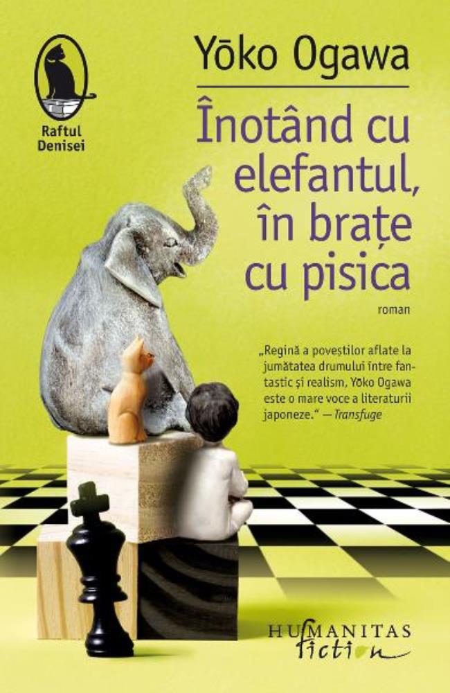 Inotand cu elefantul, in brate cu pisica